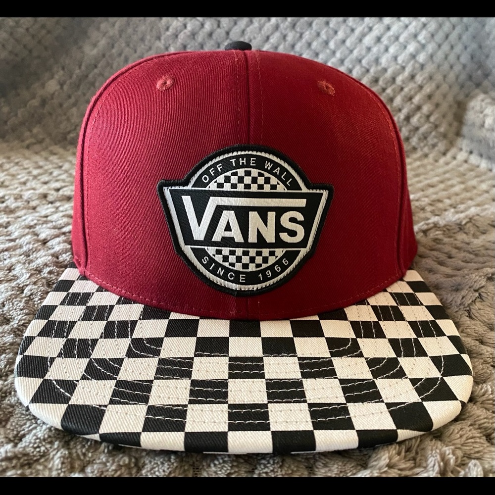 Vans red hat